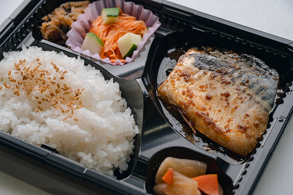 さば味噌煮弁当