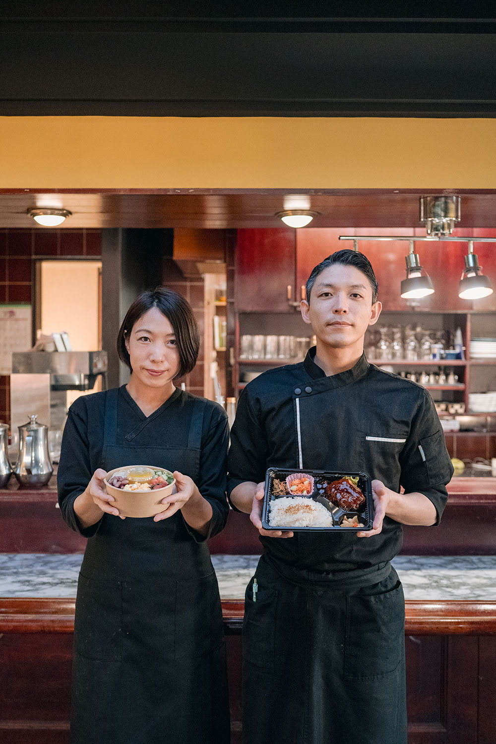 私たちが、舶来亭の味をつくっています。